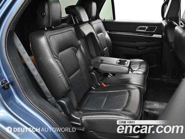 FORD 익스플로러 2.3 리미티드 4WD 2018 - photo 12 - Import Corée du Sud | International Cars