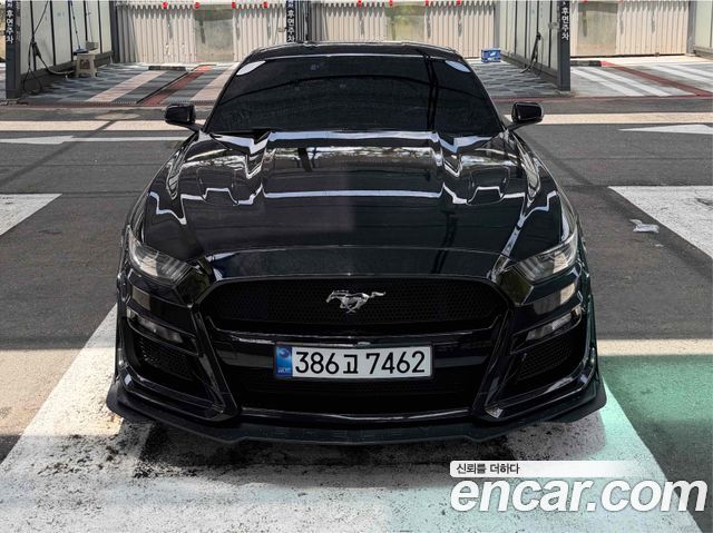FORD Mustang GT Coupé 2017