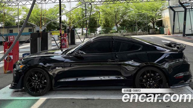FORD 머스탱 GT Coupé 2017 - photo 4 - Import Corée du Sud | International Cars