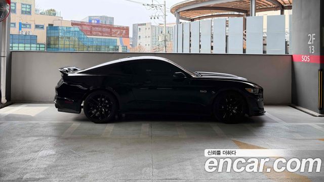 FORD 머스탱 GT Coupé 2017 - photo 7 - Import Corée du Sud | International Cars