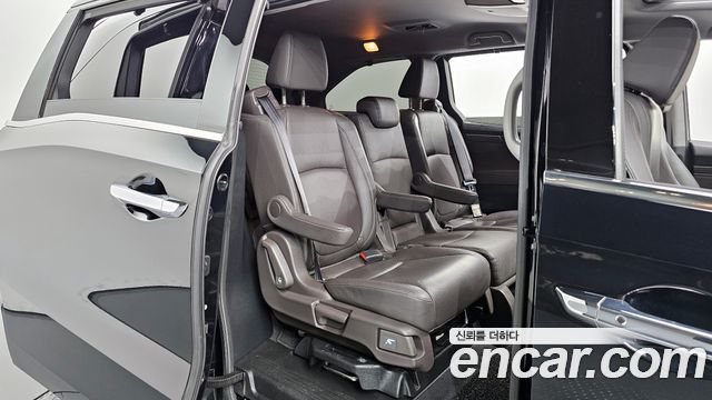 HONDA 오딧세이 3.5 2018 - photo 12 - Import Corée du Sud | International Cars