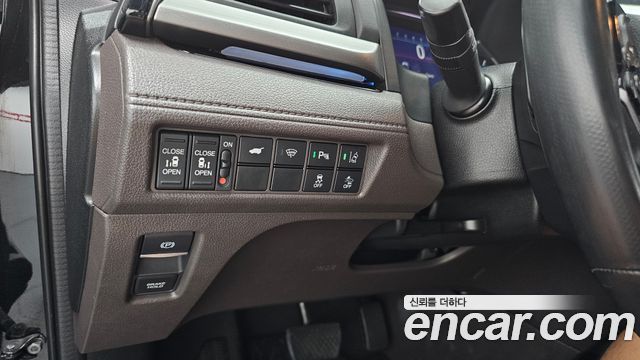 HONDA 오딧세이 3.5 2018 - photo 14 - Import Corée du Sud | International Cars