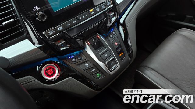 HONDA 오딧세이 3.5 2022 - photo 9 - Import Corée du Sud | International Cars
