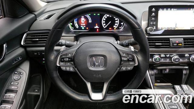 HONDA 어코드 10세대 2.0 하이브리드 Touring 2019 - photo 13 - Import Corée du Sud | International Cars