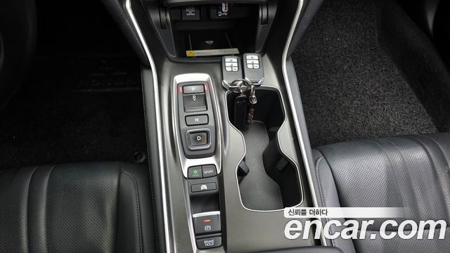 HONDA 어코드 10세대 2.0 하이브리드 Touring 2019 - photo 9 - Import Corée du Sud | International Cars