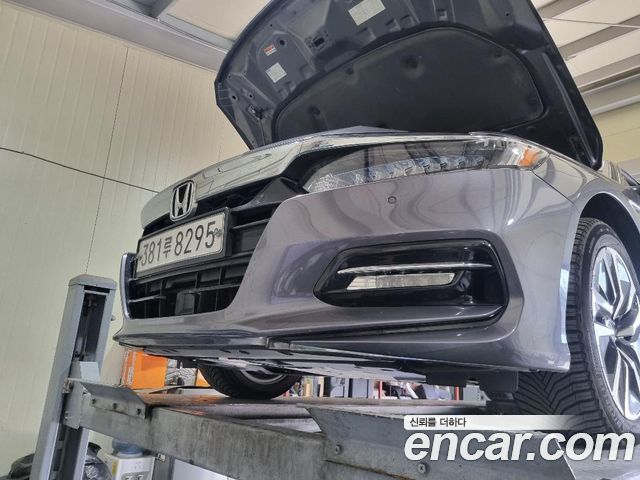 HONDA Accord 1Gen.0 2.0 Hybrid Touring 2019