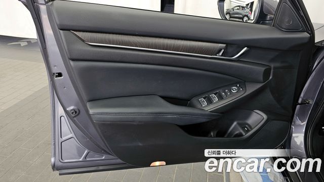 HONDA 어코드 10세대 1.5 Turbo 2018 - photo 13 - Import Corée du Sud | International Cars