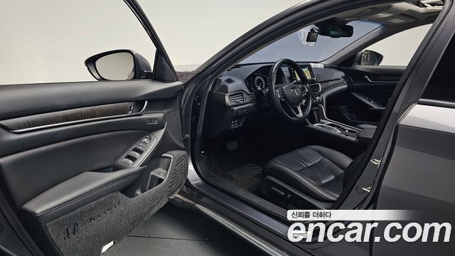HONDA 어코드 10세대 2.0 하이브리드 Touring 2019 - photo 12 - Import Corée du Sud | International Cars
