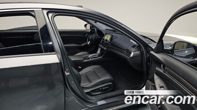 HONDA 어코드 10세대 2.0 하이브리드 Touring 2019 - photo 15 - Import Corée du Sud | International Cars