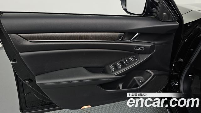 HONDA 어코드 10세대 2.0 하이브리드 Touring 2021 - photo 14 - Import Corée du Sud | International Cars
