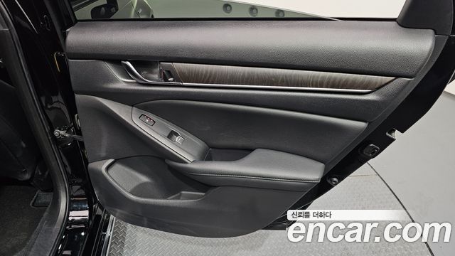 HONDA 어코드 10세대 2.0 하이브리드 Touring 2021 - photo 15 - Import Corée du Sud | International Cars