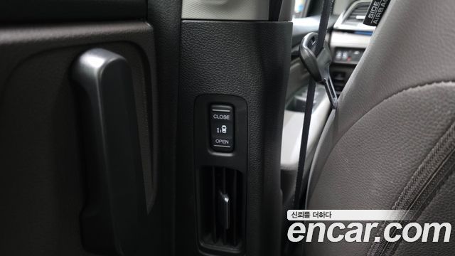 HONDA 오딧세이 3.5 2022 - photo 29 - Import Corée du Sud | International Cars