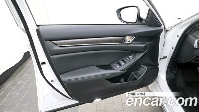 HONDA 어코드 10세대 1.5 Turbo 2019 - photo 14 - Import Corée du Sud | International Cars