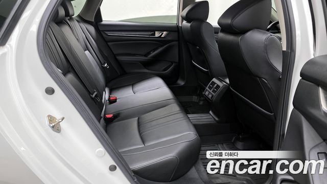 HONDA 어코드 10세대 1.5 Turbo 2019 - photo 18 - Import Corée du Sud | International Cars