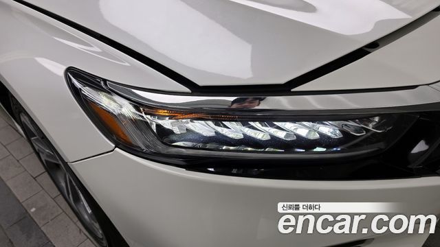 HONDA 어코드 10세대 1.5 Turbo 2019 - photo 8 - Import Corée du Sud | International Cars