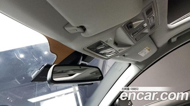 JAGUAR New XF 2.2D Luxury 2015 - photo 19 - Import Corée du Sud | International Cars