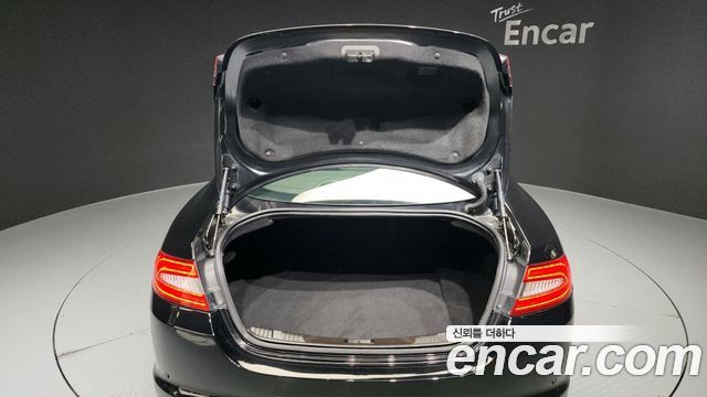 JAGUAR New XF 2.2D Luxury 2015 - photo 20 - Import Corée du Sud | International Cars