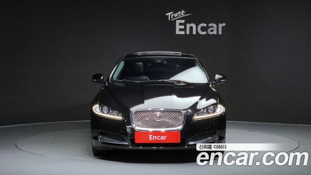 JAGUAR New XF 2.2D Luxury 2015 - photo 3 - Import Corée du Sud | International Cars