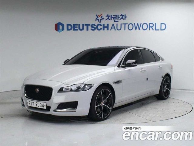 JAGUAR XF (X260) 20d 프레스티지 2017 - photo 21 - Import Corée du Sud | International Cars