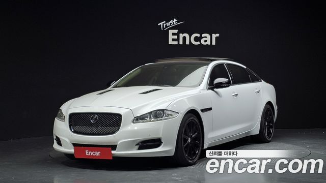 JAGUAR All New XJ 3.0D Premium Luxury LWB 2011