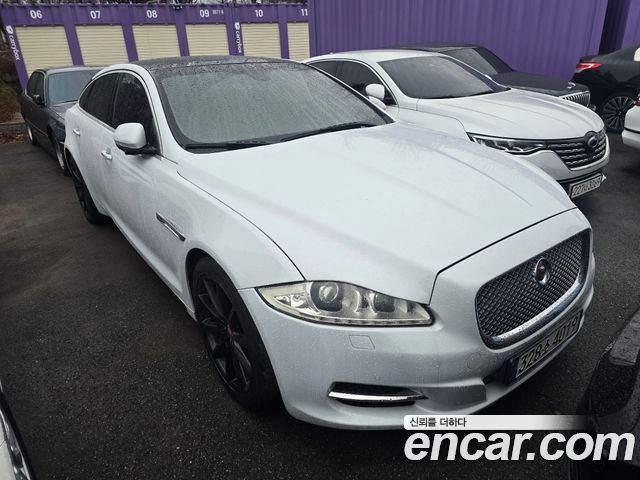 JAGUAR All New XJ 3.0D Premium Luxury LWB 2015 - photo 2 - Import Corée du Sud | International Cars
