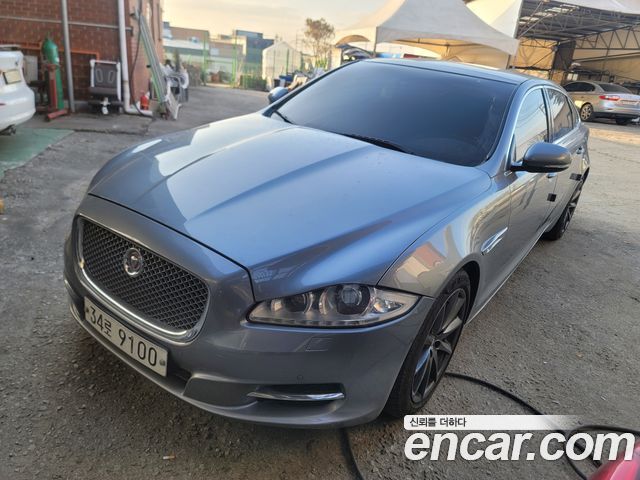 JAGUAR All New XJ 3.0D Premium Luxury LWB 2014 - photo 17 - Import Corée du Sud | International Cars