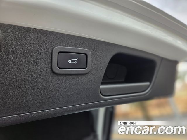 JAGUAR E-PACE P250 SE 2018 - photo 14 - Import Corée du Sud | International Cars