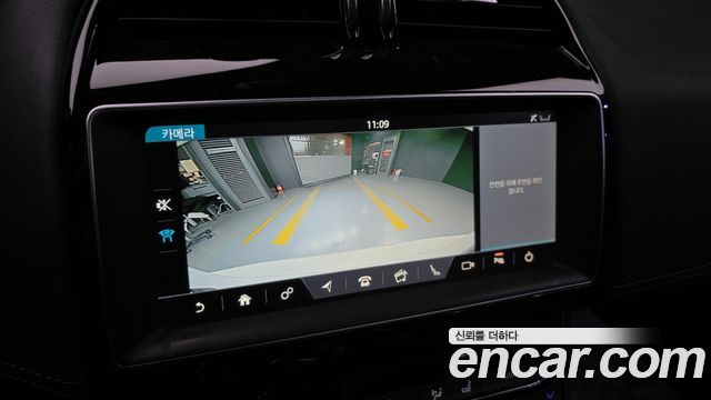 JAGUAR XE 20d RSport 2018 - photo 15 - Import Corée du Sud | International Cars