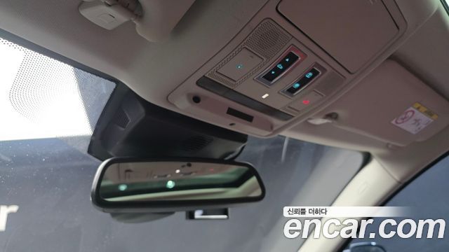 JAGUAR XE 20d RSport 2018 - photo 19 - Import Corée du Sud | International Cars