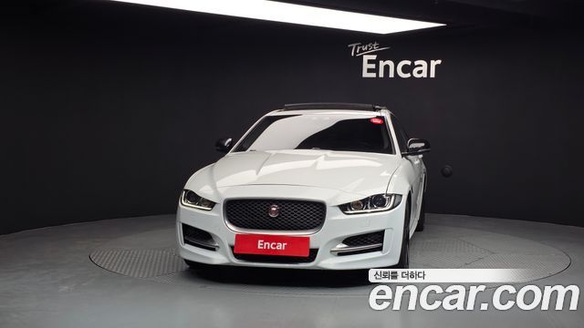 JAGUAR XE 20d RSport 2018 - photo 3 - Import Corée du Sud | International Cars