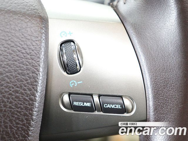 JAGUAR XF 4.2 SC 2009 - photo 14 - Import Corée du Sud | International Cars