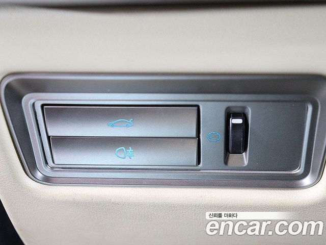 JAGUAR XF 4.2 SC 2009 - photo 15 - Import Corée du Sud | International Cars