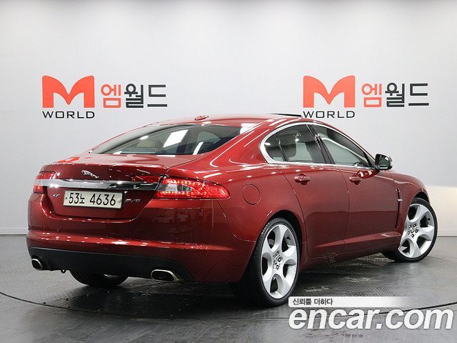 JAGUAR XF 4.2 SC 2009 - photo 3 - Import Corée du Sud | International Cars
