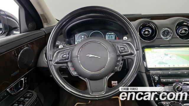 JAGUAR All New XJ 3.0D XJ50 LWB 2019 - photo 13 - Import Corée du Sud | International Cars