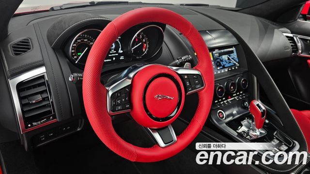 JAGUAR F-TYPE P380 R-Dynamic Coupé 2019 - photo 12 - Import Corée du Sud | International Cars