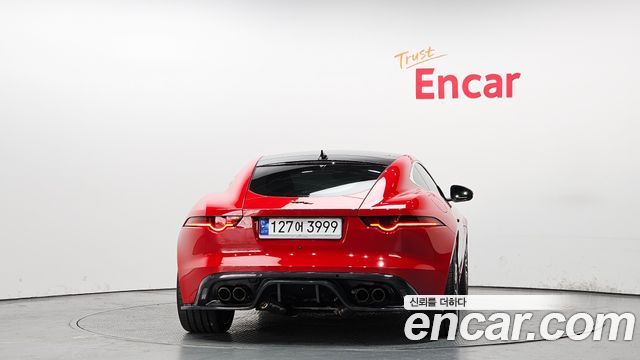 JAGUAR F-TYPE P380 R-Dynamic Coupé 2019 - photo 4 - Import Corée du Sud | International Cars