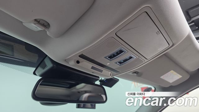 JAGUAR F-PACE 20d 프레스티지 2018 - photo 16 - Import Corée du Sud | International Cars