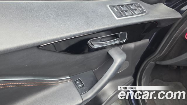 JAGUAR F-PACE 20d 프레스티지 2018 - photo 17 - Import Corée du Sud | International Cars
