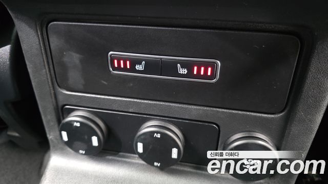 JAGUAR F-PACE 20d 프레스티지 2018 - photo 18 - Import Corée du Sud | International Cars