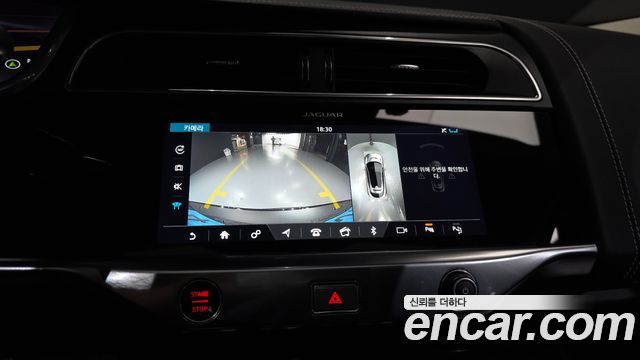 JAGUAR I-PACE EV400 First Edition 2019 - photo 15 - Import Corée du Sud | International Cars