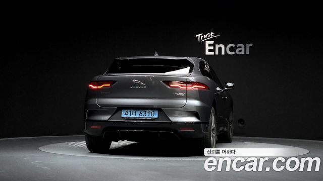 JAGUAR I-PACE EV400 First Edition 2019 - photo 4 - Import Corée du Sud | International Cars