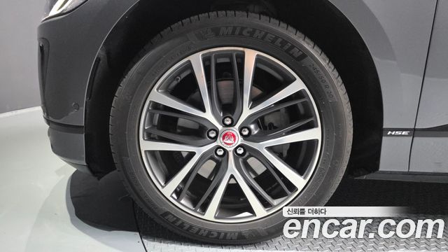 JAGUAR I-PACE EV400 First Edition 2019 - photo 5 - Import Corée du Sud | International Cars