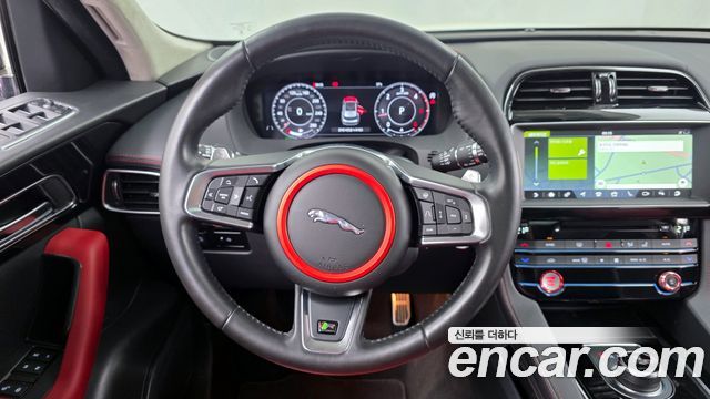 JAGUAR F-PACE 20d R-Sport 2019 - photo 13 - Import Corée du Sud | International Cars