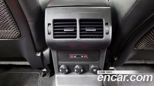 JAGUAR F-PACE 20d R-Sport 2019 - photo 18 - Import Corée du Sud | International Cars