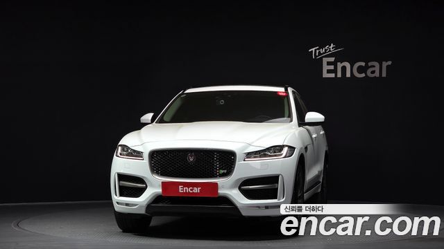 JAGUAR F-PACE 20d R-Sport 2019 - photo 3 - Import Corée du Sud | International Cars