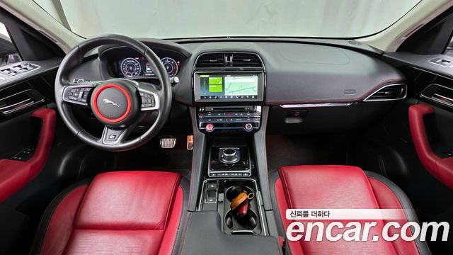 JAGUAR F-PACE 20d R-Sport 2019 - photo 7 - Import Corée du Sud | International Cars