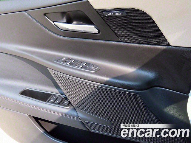 JAGUAR XE 20d 프레스티지 AWD 2017 - photo 13 - Import Corée du Sud | International Cars