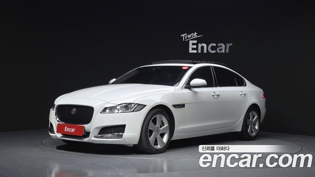 JAGUAR XF (X260) 25t 프레스티지