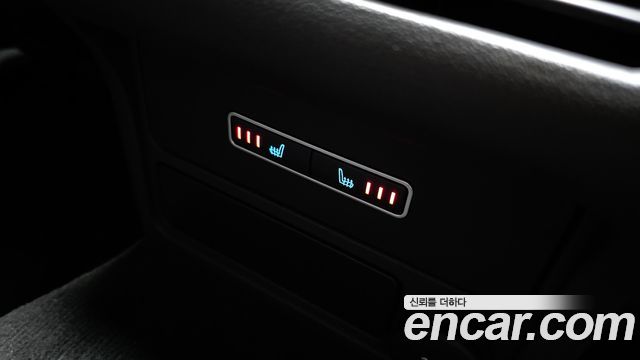 JAGUAR XF (X260) 25t 프레스티지 2018 - photo 24 - Import Corée du Sud | International Cars