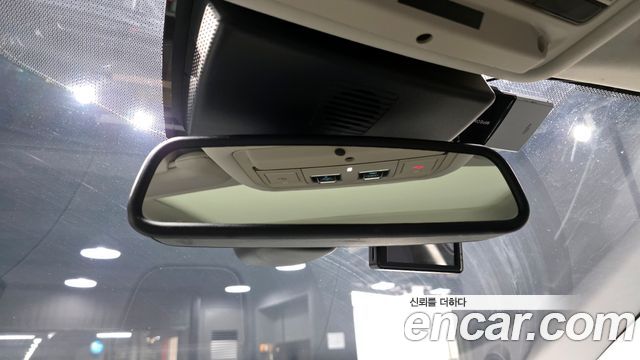 JAGUAR XF (X260) 25t 프레스티지 2018 - photo 30 - Import Corée du Sud | International Cars